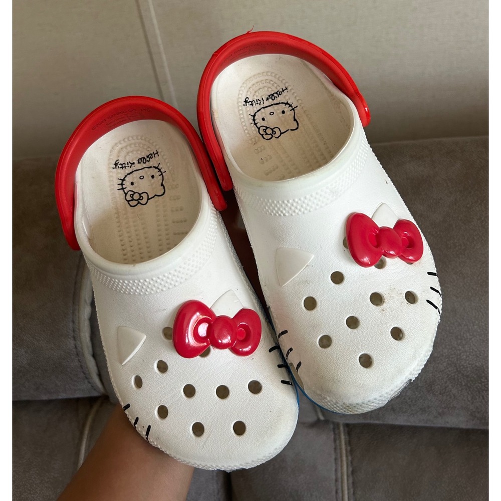 Crocs Hello Kitty Classic Clogs Kids White Red Blue Clog Sandals J4